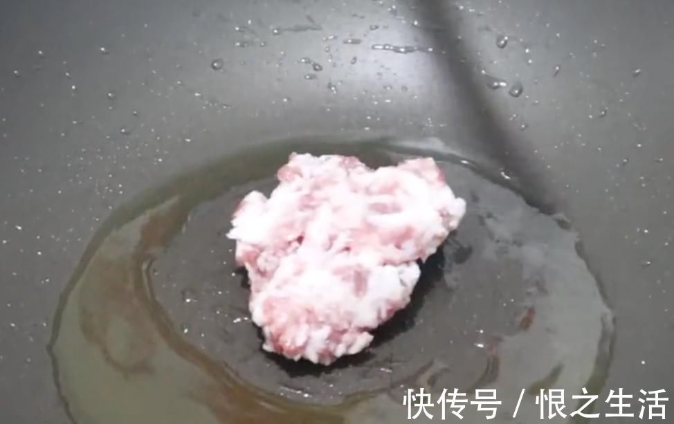 美味|豆腐最美味的吃法，鲜香美味，外酥里嫩，端上桌就被大家吃完了