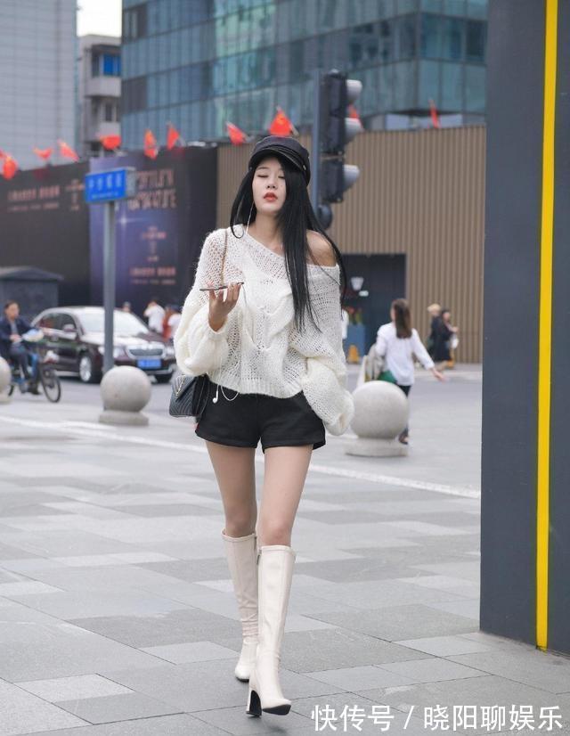 蕾丝|美丽的女性穿着简单的内裤,搭配风格和时尚,气质凸显