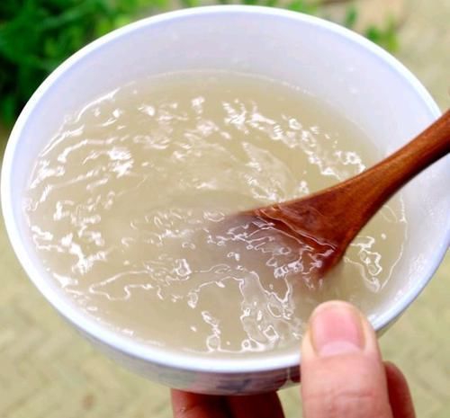 葛根粉|女性到了45岁后，适当注意5件事，养骨调经，更年期也可以很舒坦