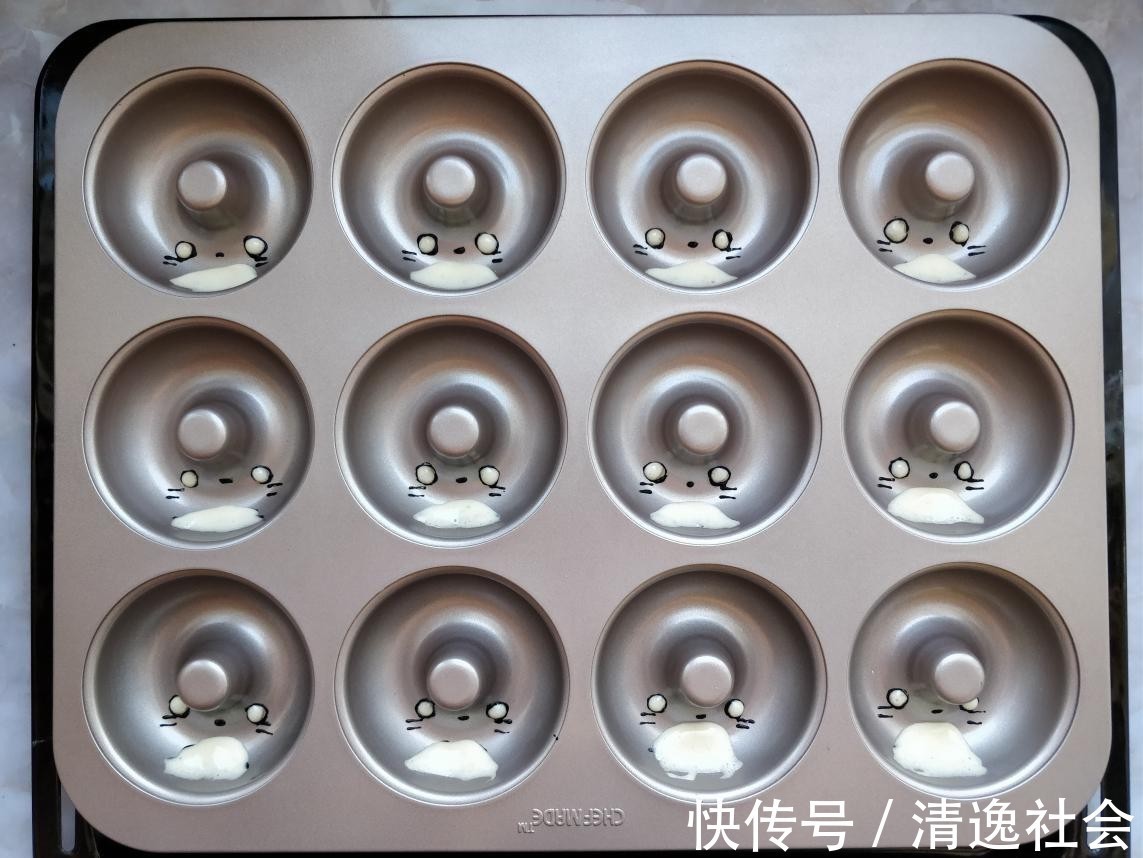 卡通|软萌可爱的卡通甜甜圈，样子讨喜，吃起来超级满足