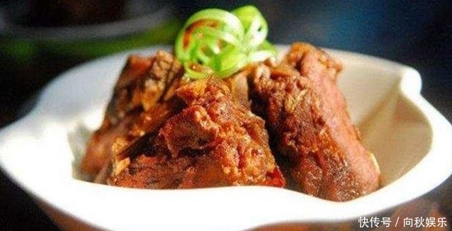 待客必备的几道美食，在家请客值得一试，味道鲜浓可口很下饭