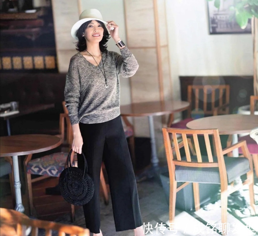 针织衫|轻松甩掉路人感,跟着日本大龄博主学穿搭,年过五十照样美得出众