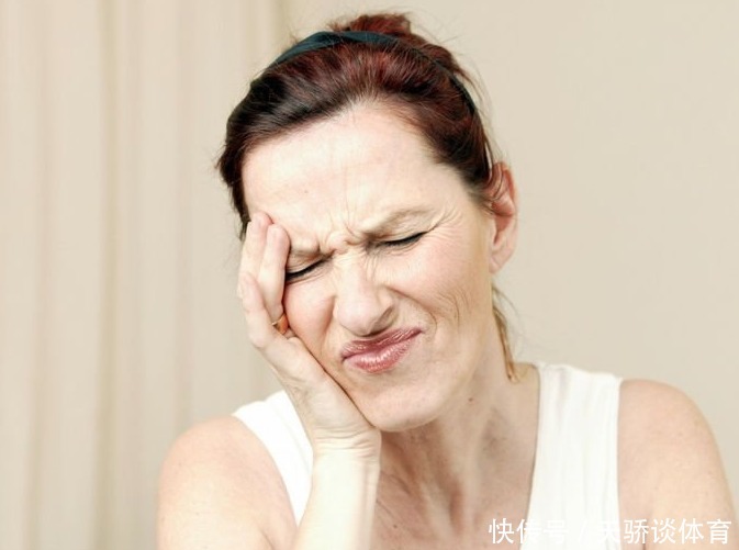 咋回事|女性更年期“这疼那疼”咋回事？4种情况，为你分别说清楚