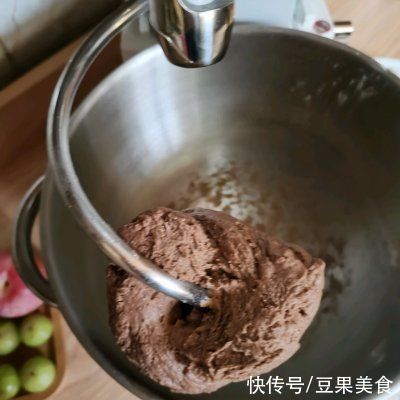 一次发酵!隔夜松软的巧克力流心面包