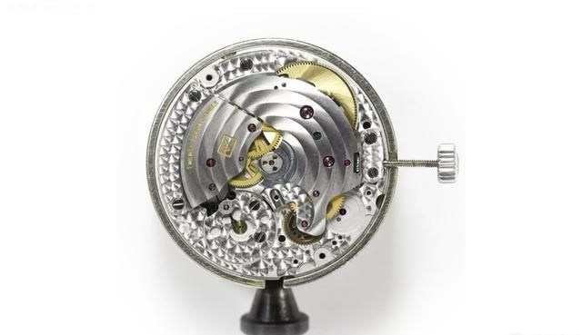 机芯|“大飞” 选真力时还是万国?