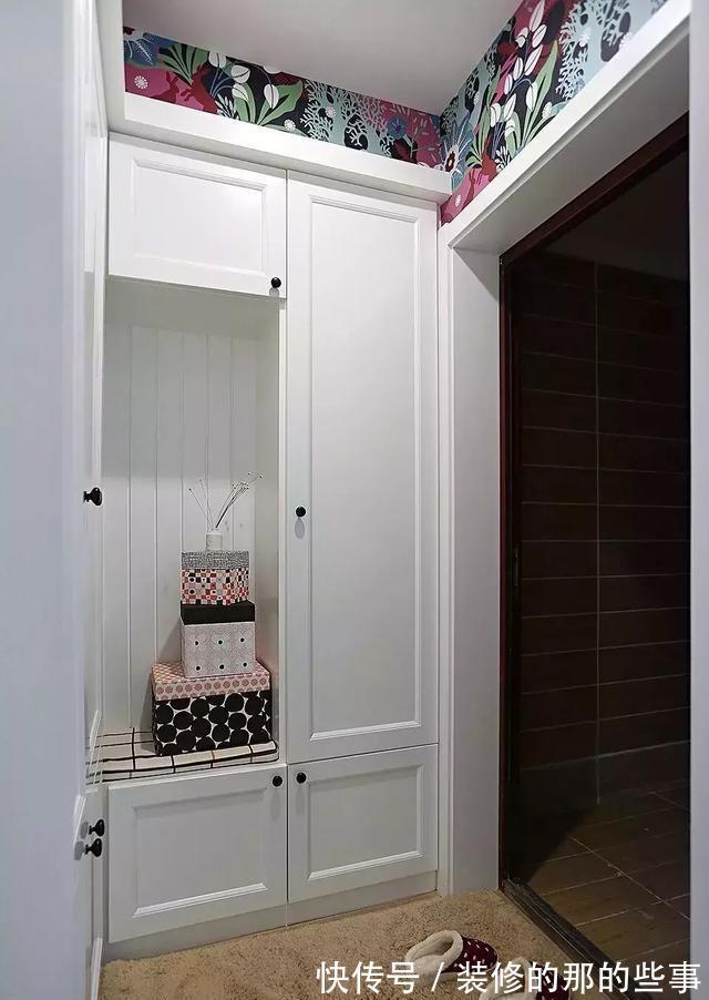 衣帽间|30平米小户型公寓,巴掌大的地方,卧室、厨房、卫生间啥都有