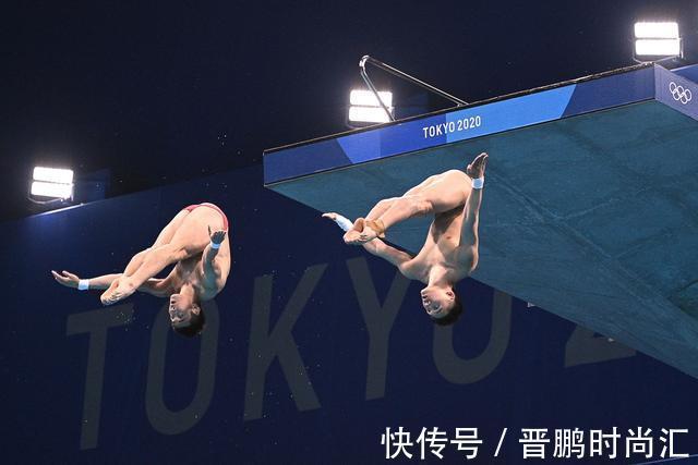 陳艾森|陳艾森/曹緣拿下男子跳水雙人十米臺銀牌