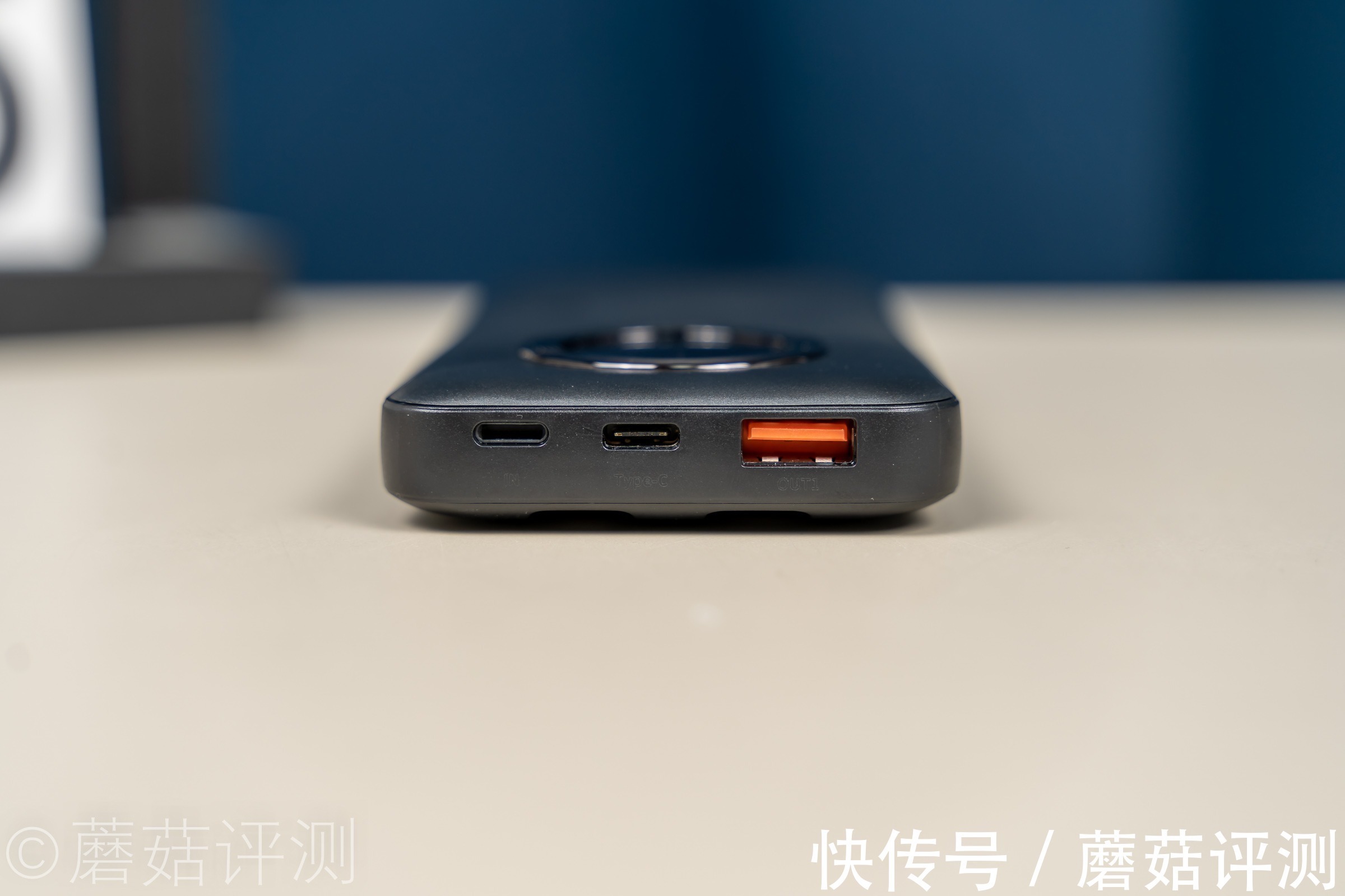 评测|出门使用超级方便的一个移动电源、台电E10Pro-K小双辫移动电源 评测