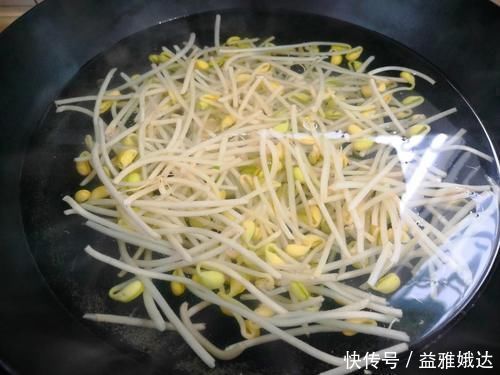 韭菜豆芽炒鸡蛋|便秘最怕这菜,一周吃2次,排出宿便,告别大肚腩,瘦出小蛮腰