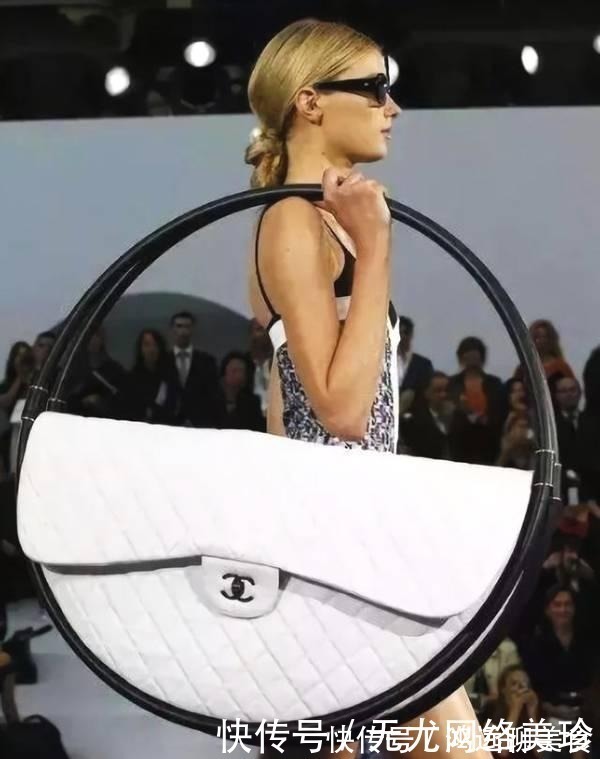 矿泉水 15件顶级奢饰品,贵到你怀疑人生,真的是贫穷限制了想象力!