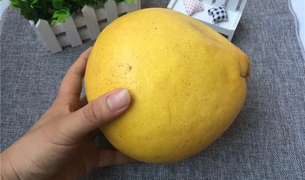 医生提醒:吃他汀期间,有3物是不能碰的,吃错不是小事,要注意