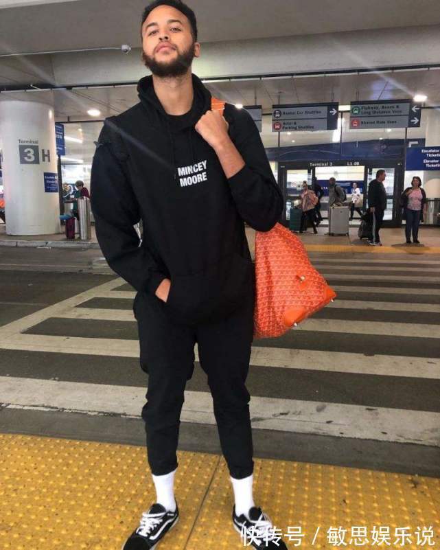 李崇新|如今NBA有一位中国血统的球员?曾来深圳认亲,名称已被写入家谱