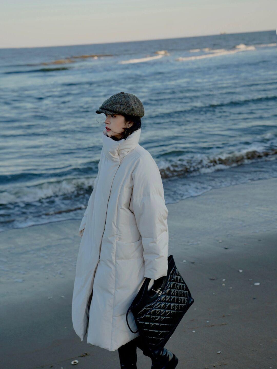 保暖性 冬天羽绒服怎么穿保暖又时髦?这些搭配示范高级又百搭,谁穿都美