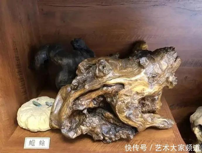 投资|中国当代最具学术价值与收藏投资潜力书画家——?崔仑昆