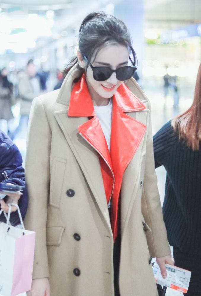 今年冬天“外套+外套”火了！！又暖又时髦！！