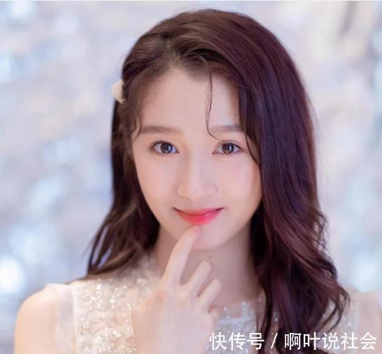 受益者|818晚會周深唱功被贊,INTO1和TH9拼造型,卜凡成為受益者