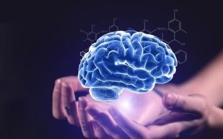  动脉|脑动脉有血栓？身上会亮起“3红灯”，别硬撑，容易被拖成脑中风