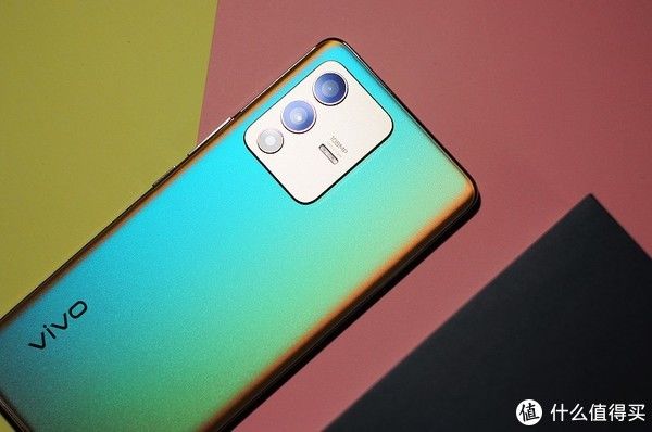 颜值|vivo s12 pro:颜值的天花板，出色又出众