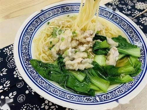 食材|【文末福利】阿丰鱼丸店，一家地道的地方风味小吃~