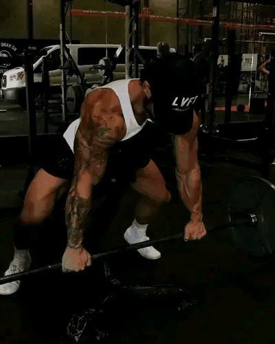 动作|背部增肌真的难练吗这4个动作,帮你练出真正雄壮的背部肌群