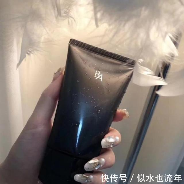 米粹|超级好用补水洗面奶,深层洁净控油祛痘,让你的皮肤清透嫩白