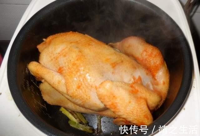 焖鸡|鸡肉新做法,比烧鸡好吃比盐焗鸡简单,金黄诱人皮滑肉嫩,还流油