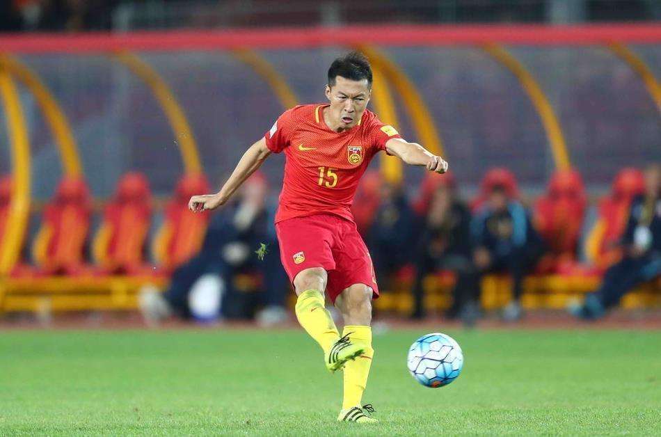 海参|吴曦的维基百科被加上“每天吃海参”:吃香喝辣没问题,但“躲球哥”真丢人
