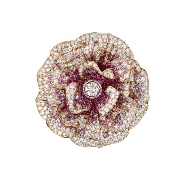 今日5条要闻，百年灵推出超级机械计时系列腕表,香奈儿推出臻品珠宝Number 5系列,巴黎世家为运动鞋爱好者推出“ Sne玩家情报| a595