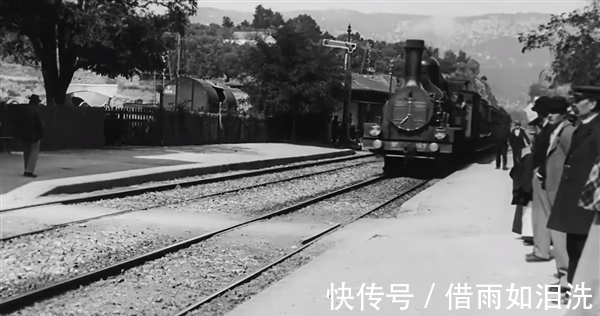火车进站|基于AI算法:124年前的世界第一部电影《火车进站》被重制为4K 60FPS