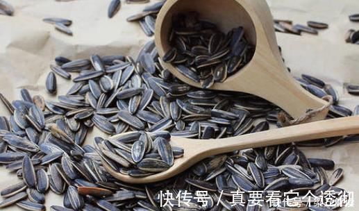 失眠|夜晚失眠睡不着,记住4味小药,家家户户有,简单又有效