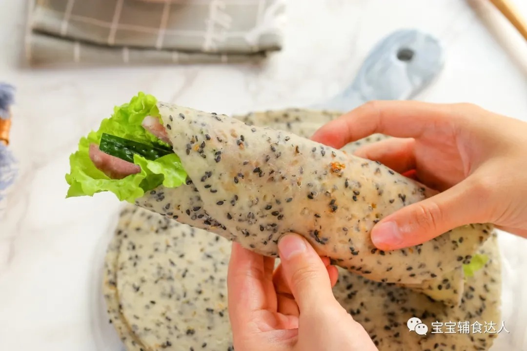 面粉里加1碗黑芝麻!1次能做十多个,包子也没有它香