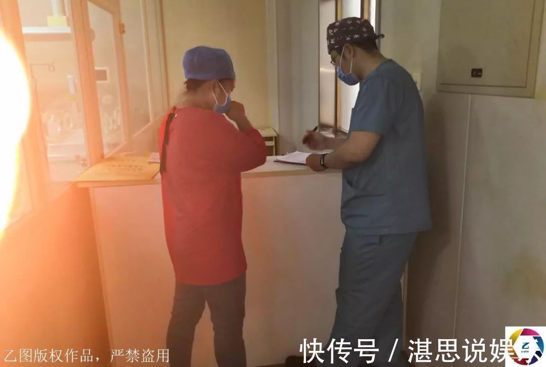 宝宝|宝宝出生140天体重仅3.7斤,从未见过妈妈,全家住墓地旁挣钱救她