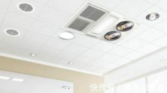 流行装|卫生间不要装灯暖或浴霸了，早过时了，如今流行装这种，太方便了！