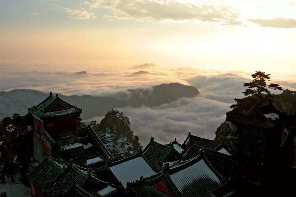 风雪|风雪武当山,仙境藏玄机!大雪封山时,道人、隐士都在干什么!