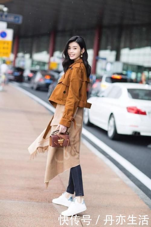 雾霾|皮肤暗黄的女人,建议多穿这3个高级色,减龄显白不止一点点