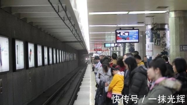 年度|中国有1.7亿90后过着“佛丧式”生活, 微信这份年度报告扎心了