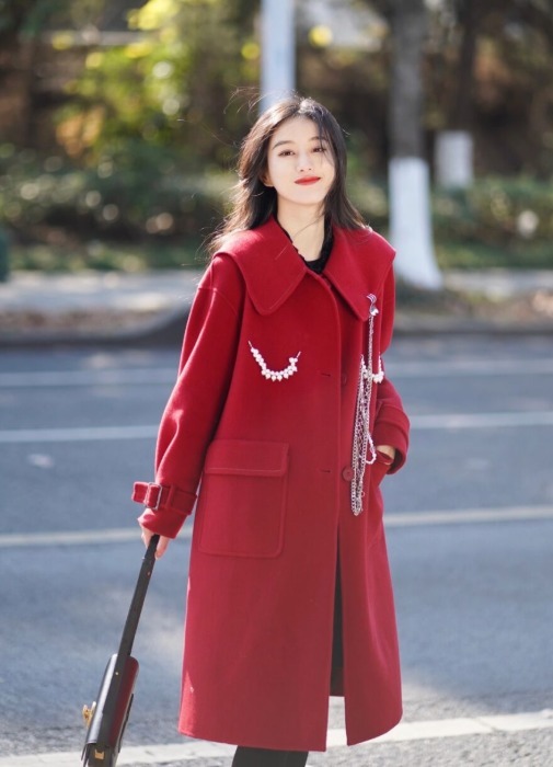 鹅黄色 天寒地冻,不妨试一试这几款大衣,时髦精们都爱穿,温暖又洋气!