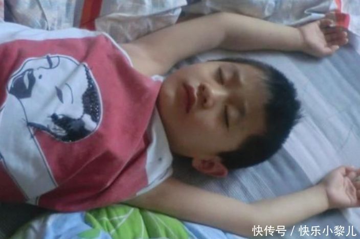 孩子长大后变成“讨厌鬼”?家长对娃产生厌烦之心,是谁的错?