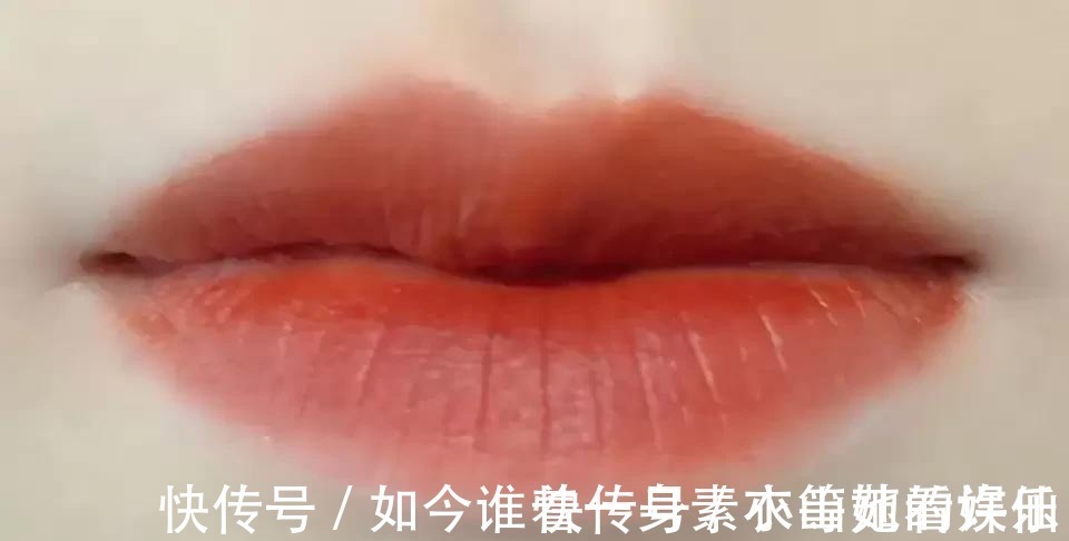 你想要的雾面哑光妆效,一支唇泥就能帮你实现