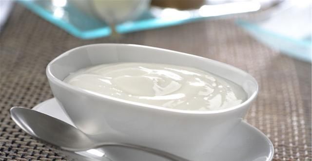 买酸奶，不要只盯着价格看，认准这“三个字”，买到的都是好酸奶