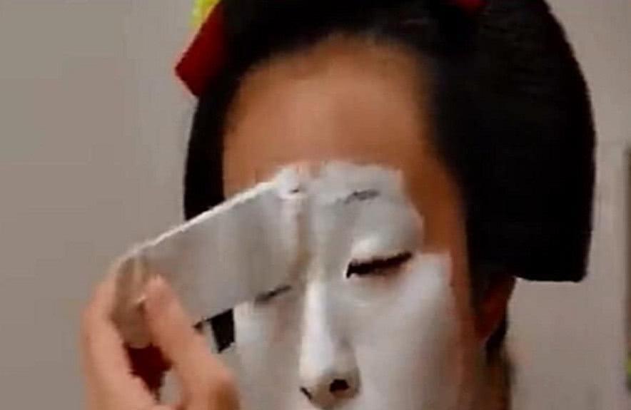 涂黑|古代的日本女人是什么样的，她们为什么会把牙涂黑，你见过吗！