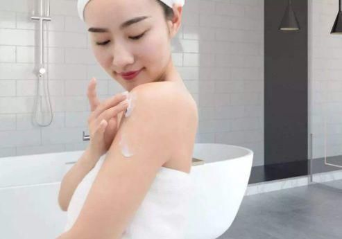 角质层|北方流行的“搓泥澡”,先别说健不健康,搓到这个地方就要小心了