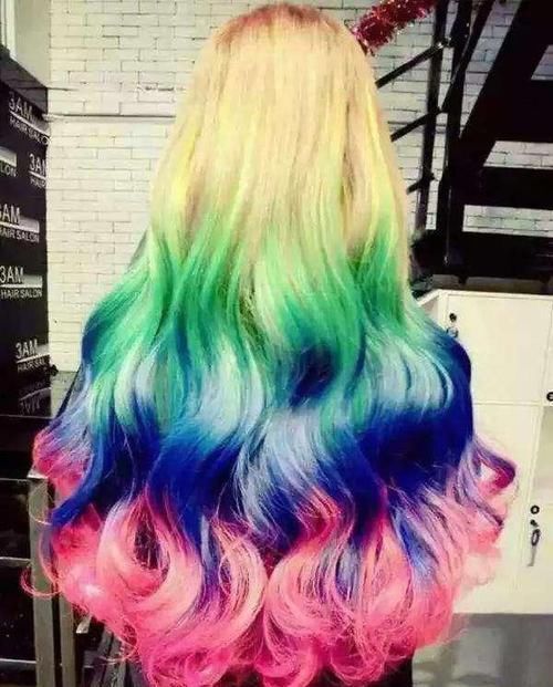 人体|你还在染发吗?频繁的染发对人体的危害您需要了解