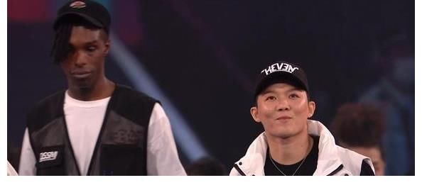 这就是街舞|街舞4:张艺兴街道国外舞者多,导演称随机分配,网友评论很真实