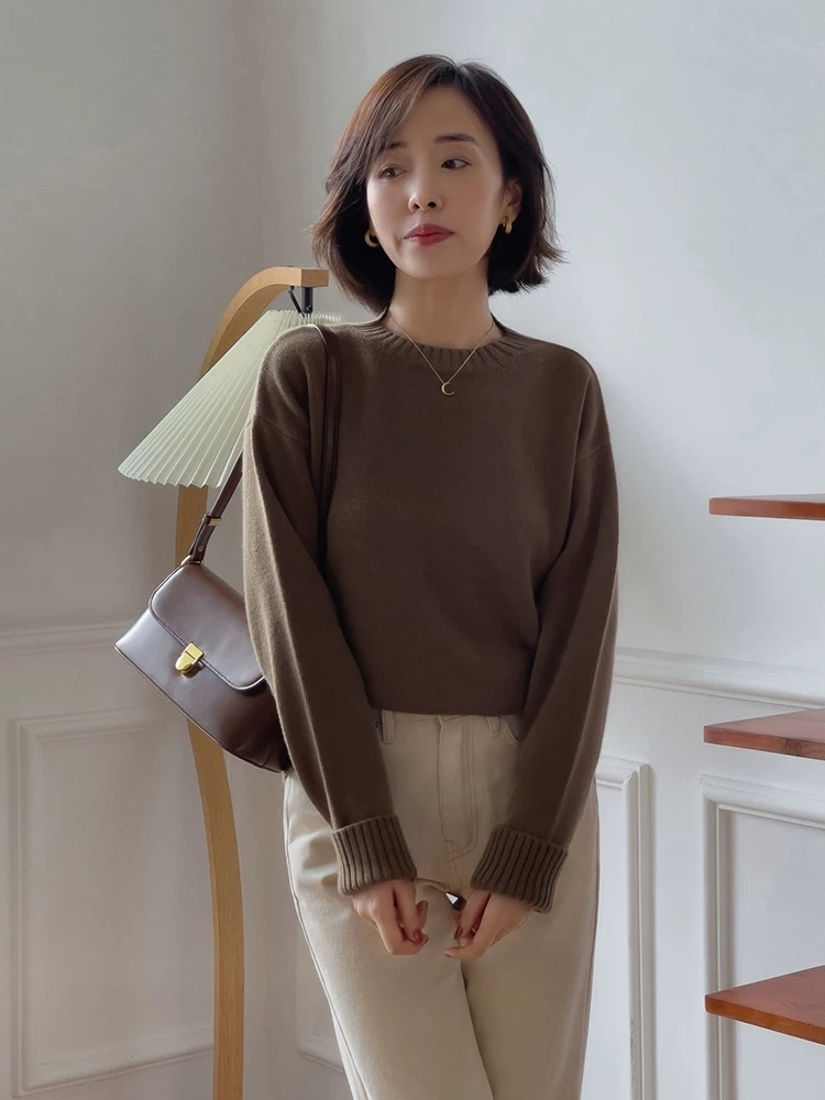 半身裙|30+女性秋后降温怎么穿?毛衣针织衫配牛仔裤高级减龄,温柔优雅