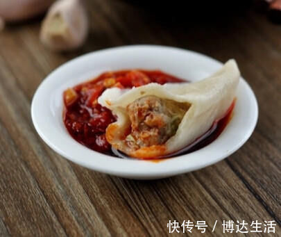 红色儿|第一次用这菜包饺子，软嫩多汁又鲜香，老公一口气吃50个！