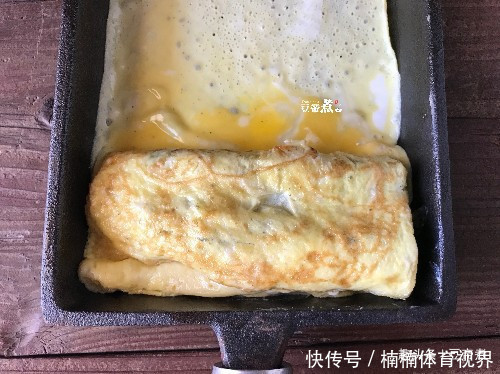秋葵|鸡蛋的新吃法,包入蔬菜更可口更营养,煎制简单,五分钟就能做好