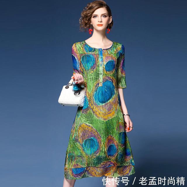 雪纺连衣裙 适合80后女性印花连衣裙,高贵名媛显气质,秀出好身材