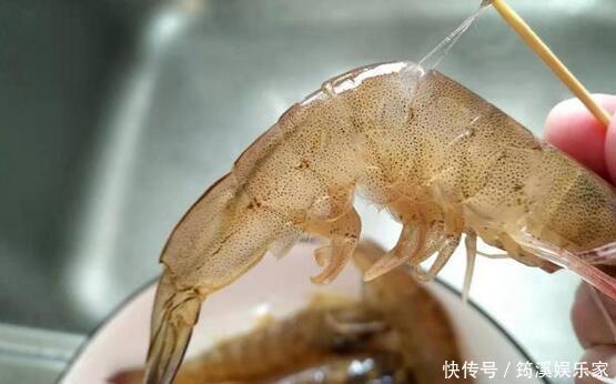 介绍一道年夜饭寓意深远的菜腰缠万贯!望大家财源滚滚进!