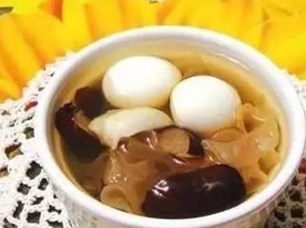 贫血|别再小瞧鹌鹑蛋,每天坚持来一个,身体悄悄发生3大惊喜变化!